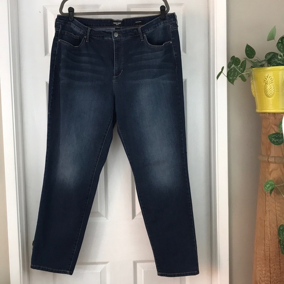 nine west boyfriend jeans